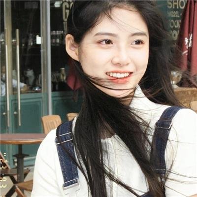 我把社长解锁了封面